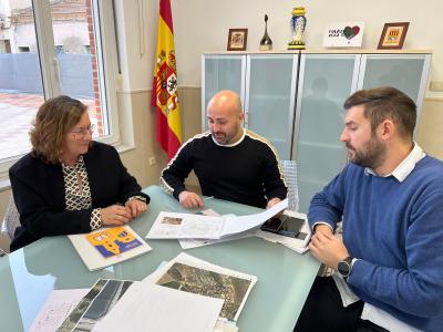 La delegada del Consell a Alacant es reunix amb l’alcalde de Jacarilla